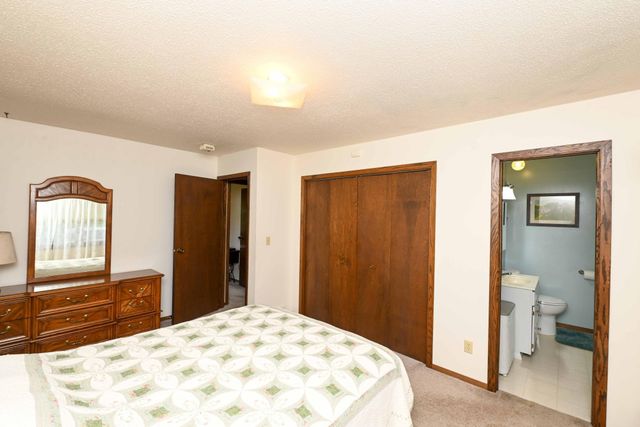 18718 Driftwood Road, Lynden Twp, MN 55320