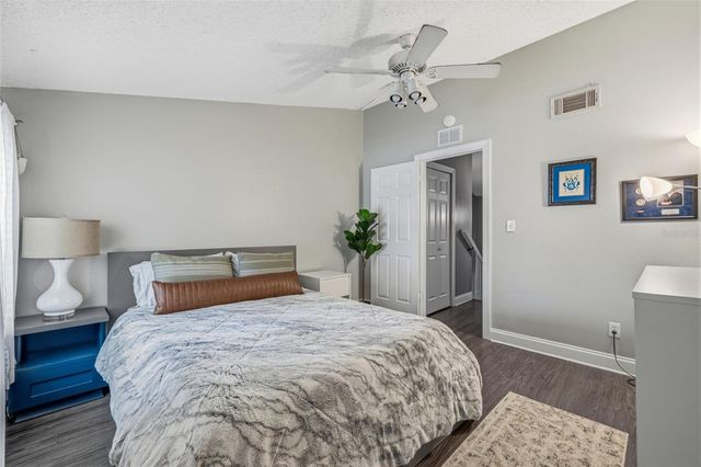 4507 W LA VILLA LANE, Tampa, FL 33611