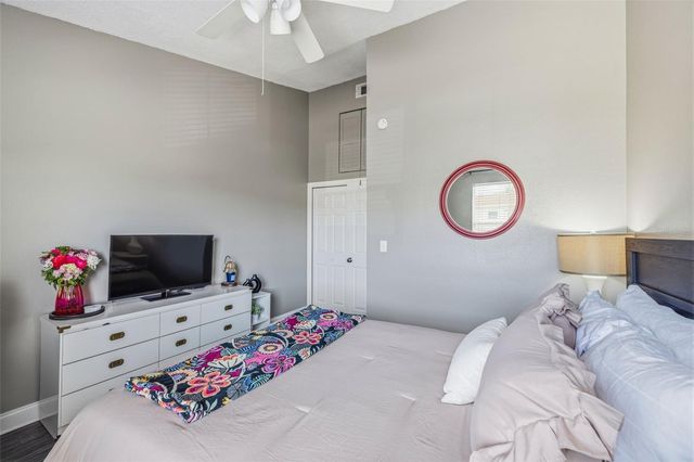 4507 W LA VILLA LANE, Tampa, FL 33611