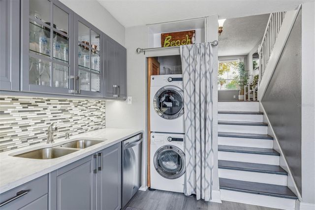 4507 W LA VILLA LANE, Tampa, FL 33611