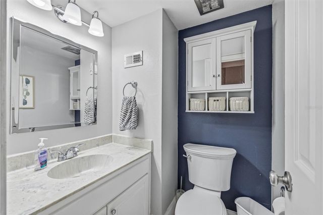 4507 W LA VILLA LANE, Tampa, FL 33611