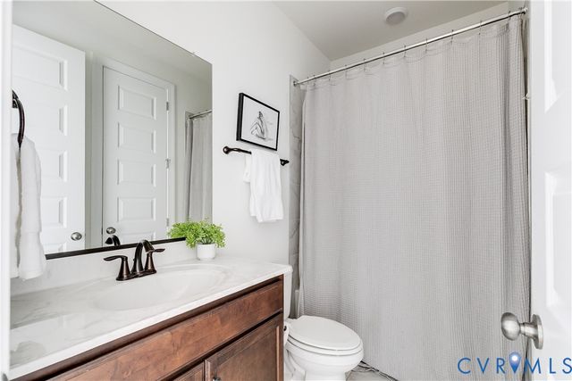 2512 Channelmark Ct, Chester, VA 23836