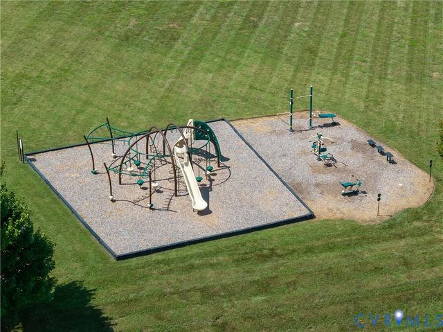 2512 Channelmark Ct, Chester, VA 23836