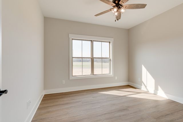 4945 Bill Baggett Rd, Cedar Hill, TN 37032