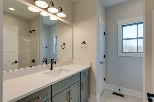 4945 Bill Baggett Rd, Cedar Hill, TN 37032