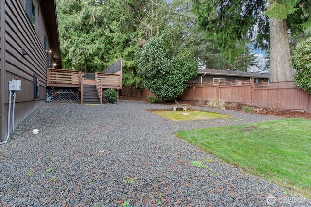405 Shadow Lane NE, Olympia, WA 98506