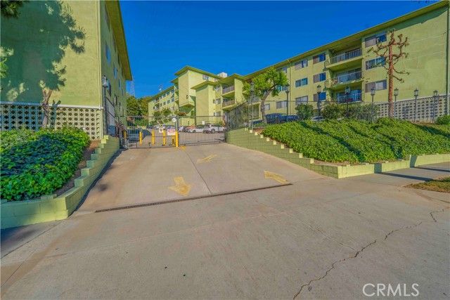 1301 S Atlantic 231C, Monterey Park, CA 91754
