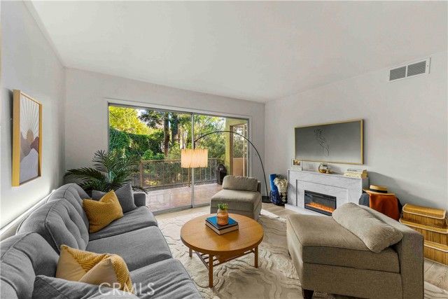 1301 S Atlantic 231C, Monterey Park, CA 91754