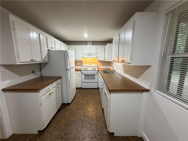 2220 Sybel Drive, Mobile, AL 36693