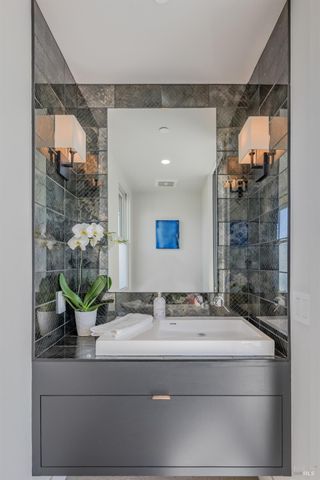 301 1st St W, Sonoma, CA 95476