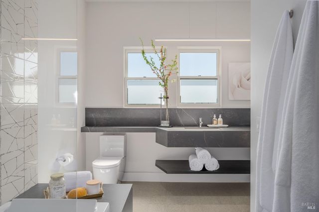 301 1st St W, Sonoma, CA 95476