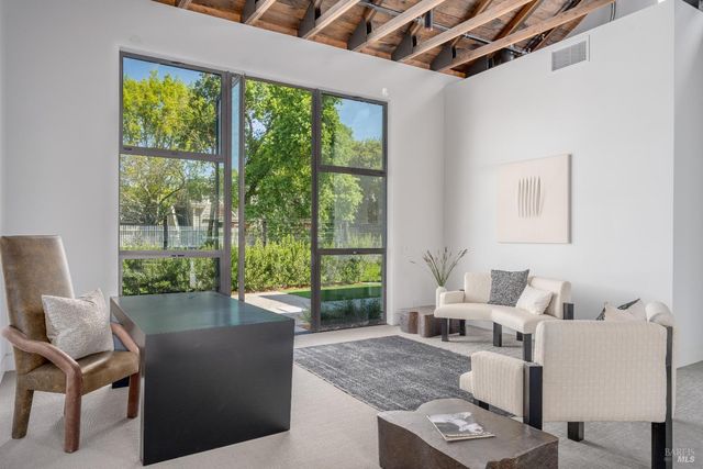 301 1st St W, Sonoma, CA 95476