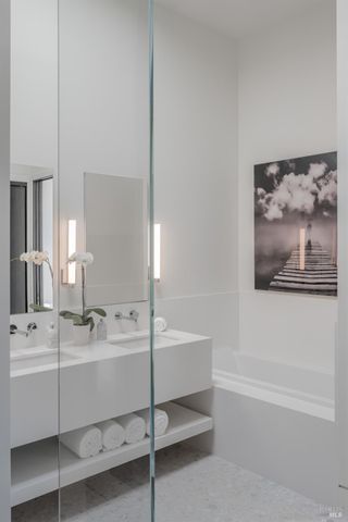 301 1st St W, Sonoma, CA 95476