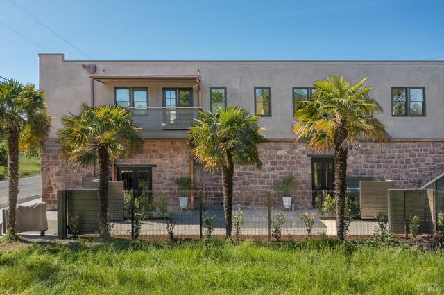 301 1st St W, Sonoma, CA 95476