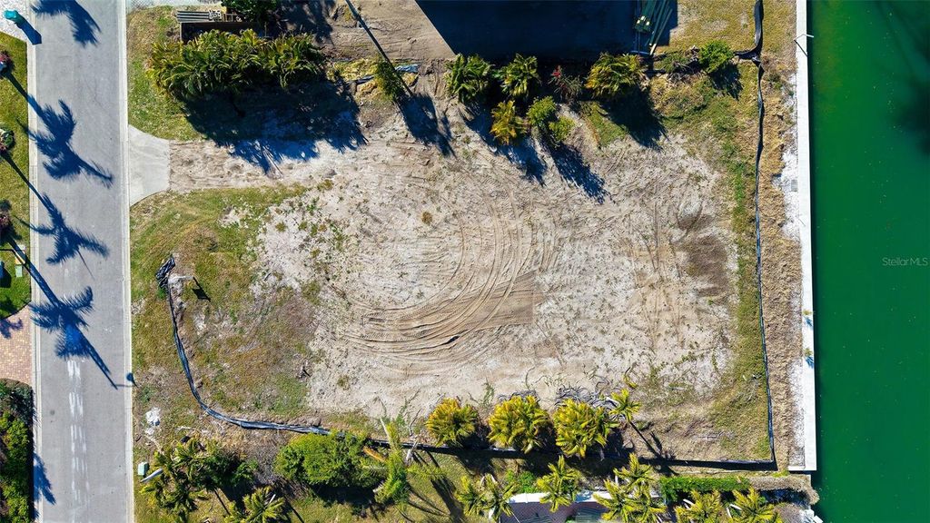 721 EMERALD HARBOR DRIVE, Longboat Key, FL 34228