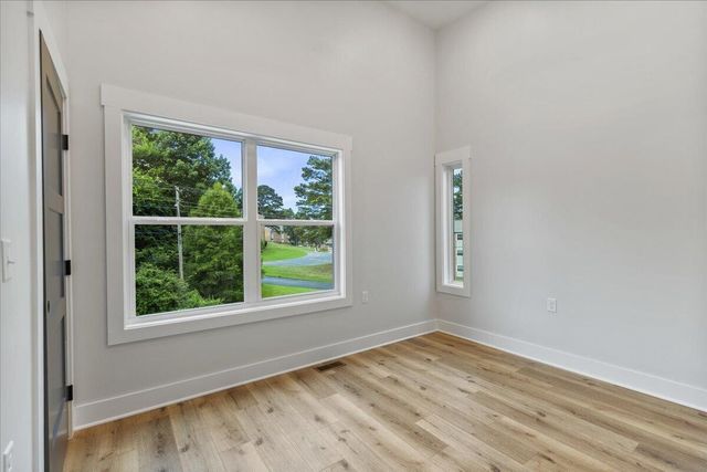 3008 Henderson Avenue, NW, Cleveland, TN 37312