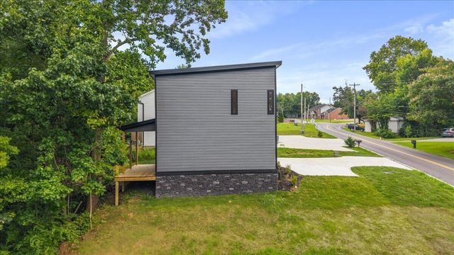 3008 Henderson Avenue, NW, Cleveland, TN 37312