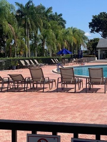 10623 W Clairmont Circle 101, Tamarac, FL 33321