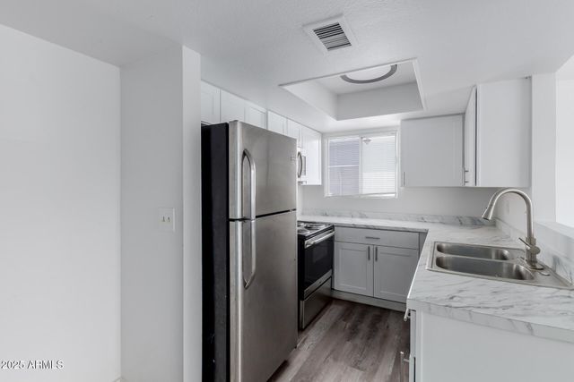 6629 N 27TH Avenue 51, Phoenix, AZ 85017