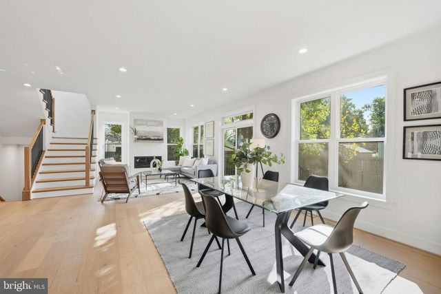 3218 BLUNDELL RD, Falls Church, VA 22042