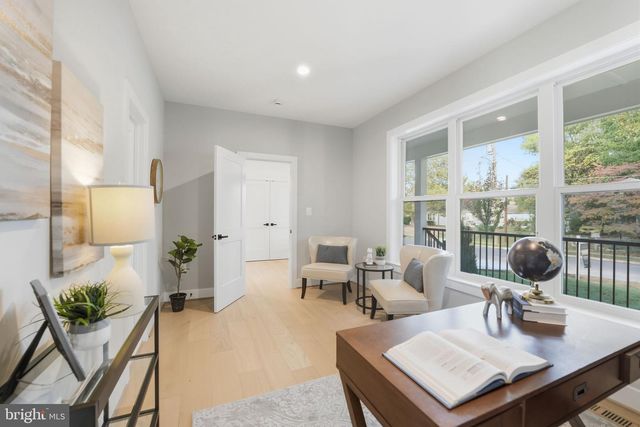 3218 BLUNDELL RD, Falls Church, VA 22042