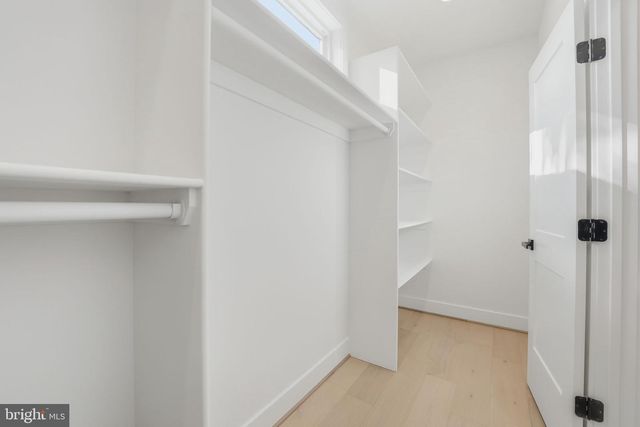 3218 BLUNDELL RD, Falls Church, VA 22042