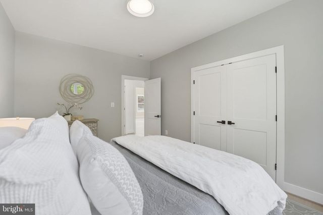 3218 BLUNDELL RD, Falls Church, VA 22042