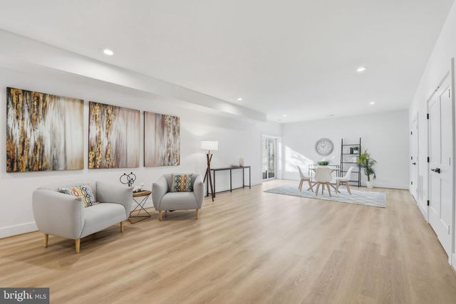 3218 BLUNDELL RD, Falls Church, VA 22042