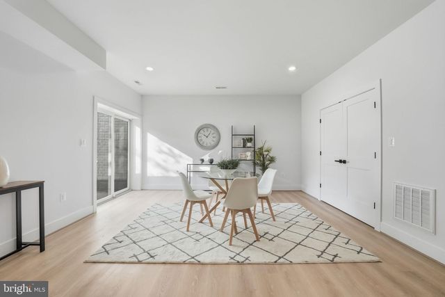 3218 BLUNDELL RD, Falls Church, VA 22042