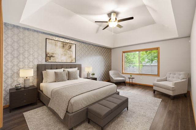 1420 Summit Shores Drive, Burnsville, MN 55306