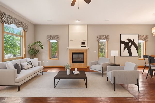 1420 Summit Shores Drive, Burnsville, MN 55306