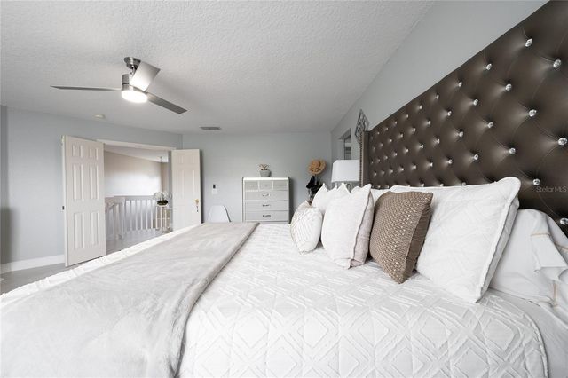 2122 CASCADES COVE DRIVE, Orlando, FL 32820