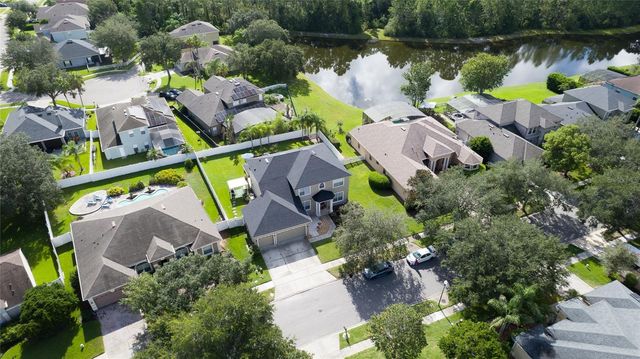 2122 CASCADES COVE DRIVE, Orlando, FL 32820