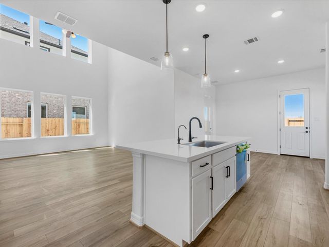 19124 Cedar Lennox Circle, Magnolia, TX 77355