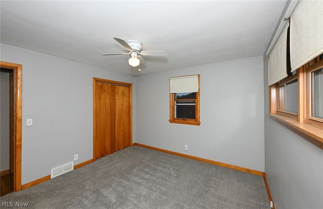 5175 Oakvale Street SW, Canton, OH 44706