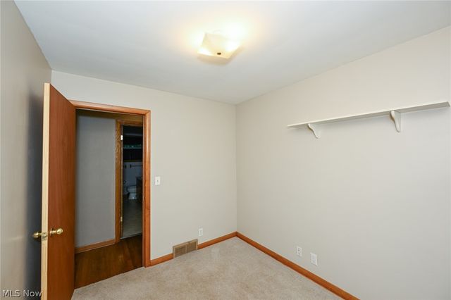 5175 Oakvale Street SW, Canton, OH 44706