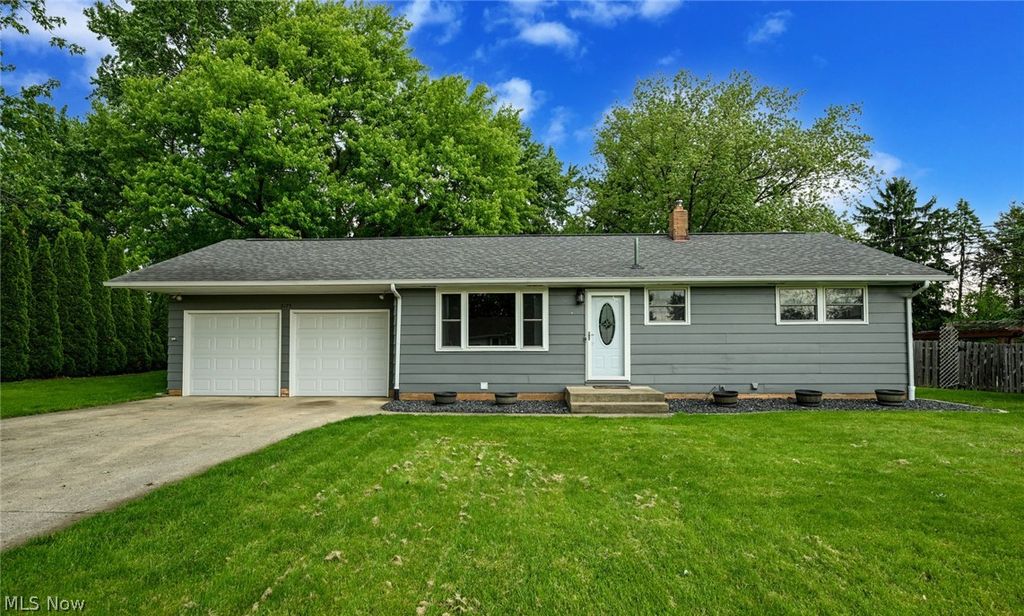 5175 Oakvale Street SW, Canton, OH 44706