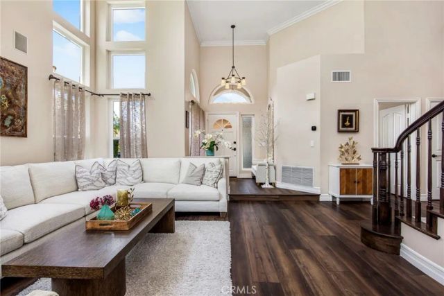 28 Calle Serra, Rancho Santa Margarita, CA 92688