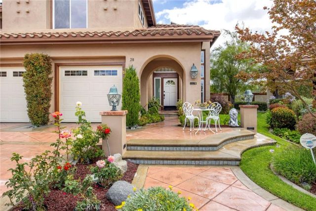 28 Calle Serra, Rancho Santa Margarita, CA 92688
