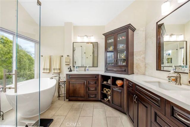 28 Calle Serra, Rancho Santa Margarita, CA 92688