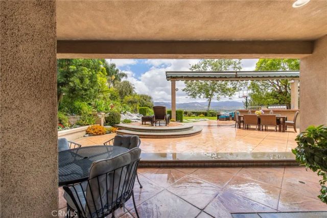 28 Calle Serra, Rancho Santa Margarita, CA 92688