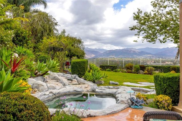 28 Calle Serra, Rancho Santa Margarita, CA 92688