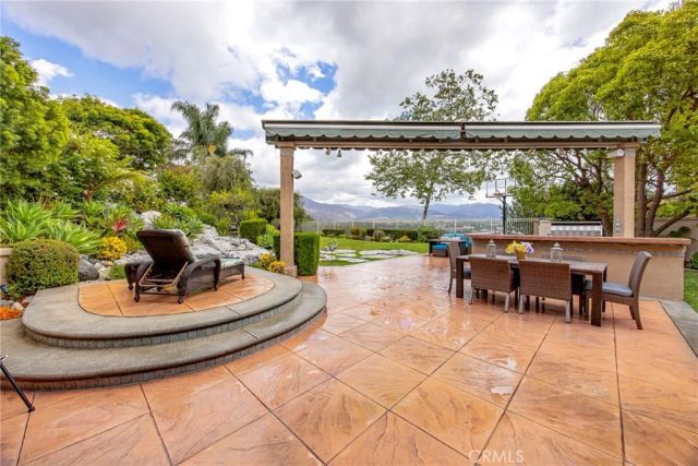 28 Calle Serra, Rancho Santa Margarita, CA 92688