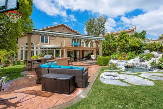 28 Calle Serra, Rancho Santa Margarita, CA 92688
