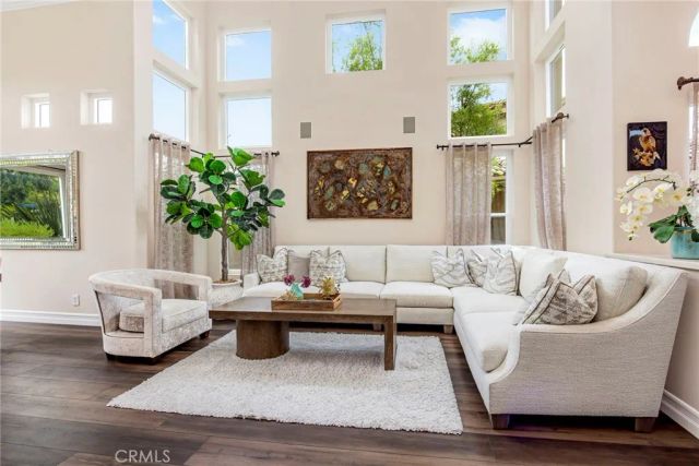 28 Calle Serra, Rancho Santa Margarita, CA 92688