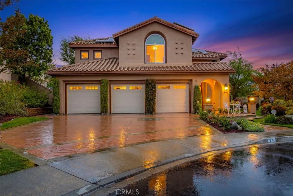28 Calle Serra, Rancho Santa Margarita, CA 92688