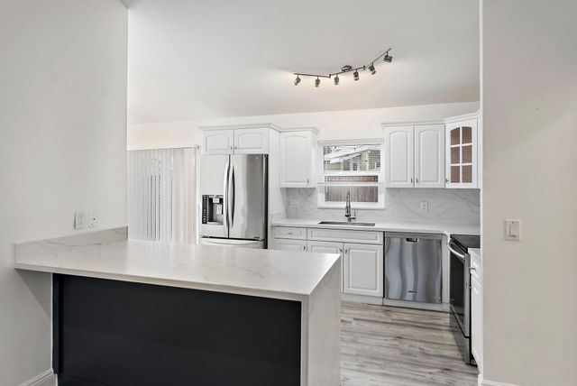 14576 Sunset Pines Drive, Delray Beach, FL 33445