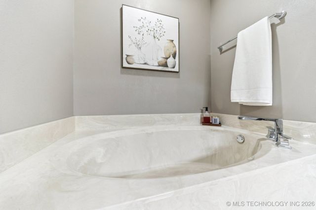 9314 N 93rd East Avenue, Owasso, OK 74055