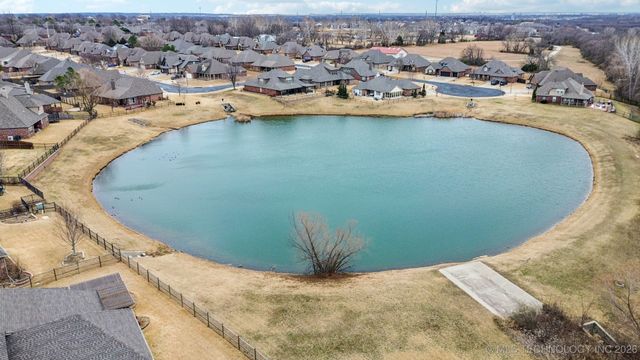 9314 N 93rd East Avenue, Owasso, OK 74055