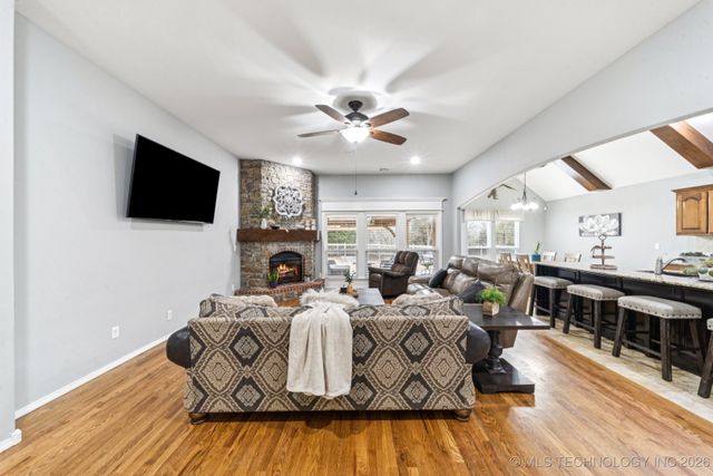 9314 N 93rd East Avenue, Owasso, OK 74055